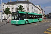 MAN Bus mit der Betriebsnummer 826 auf der Linie 38 am Wettsteinplatz. Die Aufnahme stammt vom 24.08.2011.