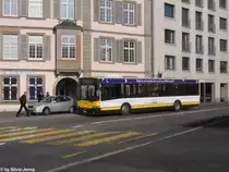 VBSH Nr. 5 (Volvo/Hess B10L) am 15.1.2012 bei der Schiffl�nde. Bei der Schiffl�nde endet der Betrieb der Schifffahrt's Gesellschaft Untersee-Rhein, tiefe Br�cken und der Rheinfall verunm�glichen einen weiteren Betrieb.