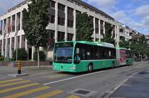 Mercedes Citaro mit der Betriebsnummer 722 auf der Linie 34 am Wettsteinplatz. Die Aufnahme stammt vom 24.08.2011.