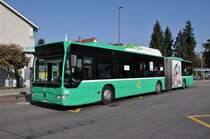 Mercedes Citaro mit der Betriebsnummer 719 auf der Linie 34 in Bottmingen. Die Aufnahme stammt vom 15.09.2011.
