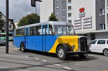 Saurer Oldtimerbus BS 2192 am Kronenplatz in Binningen. Die Aufnahme stammt vom 13.08.2011.