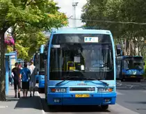 GHP-496 (KT ZRT. Ikarus EAG E94) wartet in Kaposv�r, am 06. 07. 2011. 