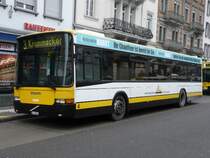Schaffhausen - Volvo-Hess Linienbus Nr 4 SH 38004 bei der Haltestelle vor den Bahnhof von Schaffhausen am 01.01.2008