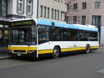 Schaffhausen - Volvo Linienbus Nr 7 SH 38007 bei der Haltestelle vor den Bahnhof von Schaffhausen am 01.01.2008