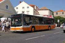 MAN Lion's City mit der Betriebsnummer 153 auf der Linie 6 bei der Altstadt von Dubrovnik. Die Aufnahme stammt vom 16.07.2011.