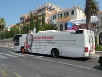 MAN Lion's City mit der Betriebsnummer 158 und einer Vollwerbung auf der Linie 8 bei der Altstadt von Dubrovnik. Die Aufnahme stammt vom 16.07.2011.
 
