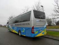 Die Aufnahme des Mercedes Reisebus war im Dezember 2011 in Schnberg-Holm an der Ostsee.