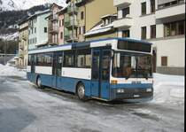 MB 405 (ehem. Zrich) abgestellt beim Bahnhof Airolo, 08.02.2012.