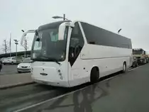 Scania Hispano de l'entreprise Kollias Travel Service � Ath�nes (Gr�ce) photographi� le 17.02.2012 sur l'aire de repos de Bavois, pr�s de Lausanne (Suisse)
- Ce bus transportait des touristes asiatiques. 