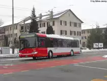 Stadtbus Winterthur Nr. 292 (Solaris Urbino 12) am 7.2.2012 beim Bhf. Oberwinterthur.