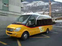 Autotour, Visp - VS 4411 - Mercedes am 19. Februar 2012 beim Bahnhof Visp