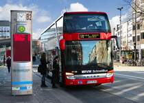S70 bei Abfahrt an einem Sonntag Morgen am Hauptbahnhof in M�nster. 