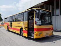 STEYR-Postbus anlsslich einer Grobung des Roten-Kreuzes in Ried; 110603