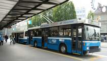 Luzern HB, O-Bus 277 mit Anhnger 307, 18.09.2008