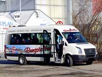 VW-CRAFTER; wird in K�rze mit einer kleinen Reisegesellschaft zu einem Ausflug aufbrechen; 120310