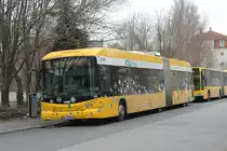 Der Hybrid Bus von Hess 461 006-5 stand am 15.03.2012 an der Endstadion in L�btau