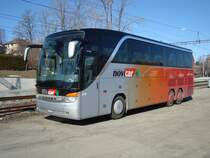 Setra 415 HDH de la maison Novicar � Tramelan photographi� le 14.03.2012 devant la gare des Breuleux