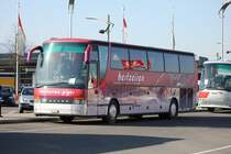 Setra 315 HDH de la maison Hertzeisen-Giger � Glovelier photographi� sur l'aire de repos de Bavois le 16.03.2012 entre Yverdon et Lausanne
- Ce v�hicule est peint aux couleurs actuelles de l'entreprise (le second v�hicule photographi� au m�me endroit le m�me jour porte lui les anciennes couleurs !)