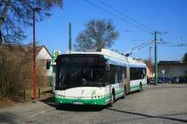 Solaris Trollino 18AC, Obus 055 der BBG-Eberswalde an der Endhaltestelle Ostend am 19.03.2012. 
