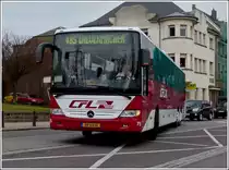 (RR 6416) CFL 75, Am 19.03.2012 biegt dieser M-B Integro von der Hauptstrasse in die Bushaltestelle beim Bahnhof von Wasserbillig ein.