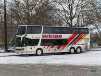 Setra 328 DT de la maison Weiss (Autriche) photographi� en 2005 sur le parking des autocars de la Foire aux Oignons � Berne