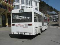MB 405, Bus Navette (Ortsbus), beim Bahnhof Leysin-Feydey, 29.03.2012.
