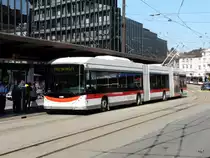 VBSG - Hess-Swisstrolleybus BGGT-N2C Nr.193 bei den Bushaltestellen vor dem Bahnhof in St.Gallen am 26.03.2012