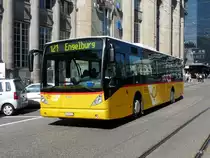 Postauto - VanHool New A 360  SG 289533 vor dem Bahnhof in St.Gallen am 26.03.2012