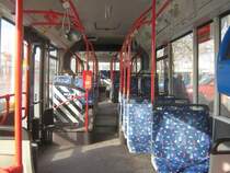 Hier ist ein MAN NG313 der Bremer Stra�enbahn AG mal von innen zu sehen. Diese Fahrzeuge sind auch schon 10 Jahre alt. Baujahr 2002

Aufgenommen am 10.02.12