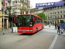 Der frisch lackierte S�dwestbus-Gelenkbus (KA-SB 522) kommt am 10.04.2012 gerade von Loffenau auf den Leopoldsplatz in Baden-Baden gefahren, um weiter �ber die Cite zum Bahnhof zu verkehren. Am Bahnhof wird er als Linie 205 zur�ck zum Augustaplatz fahren und ab dort als Linie 218 nach Iffezheim. Nach einer 30-min Pause geht es erst als 218 zur�ck zum Bahnhof und dann als 244 nach Bad Herrenalb.