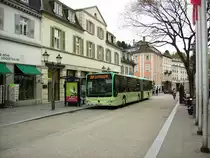 Der Gelenkbus BAD-SW 506 der BBL ist am 10.04.2012 auf der Linie 201 on Tour als er den Leopolsplatz erreicht.