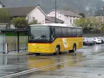 Postauto - Volvo 8700  VS  49249 auf dem Bahnhofsplatz in Aigle am 08.04.2012