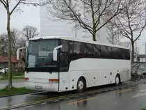 Van Hool de la maison Gold Tours (Bosnie) photographi� � le 19.04.2012 � Berne