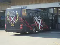 Mercedes-Benz Tourisme ex-Xamax (club de football en faillite) photographi� le 15.03.2012 devant le garage Interbus � Kerzers . Ce v�hicule qui est pratiquement neuf (moins d'une ann�e) est noir -feuilles auto-collantes-.
. Ce m�me v�hicule neutralis� a � nouveau �t� photographi� le 21.04.2012 
. Ce bus appartient maintenant � la maison DOMO Reisen