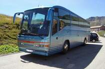 Scania Irizar ex-Schneider Reisen Langendorf photographi� durant l'�t� 2011 au col du Simplon. Ce v�hicule est actuellement immatricul� au Kazakstan !