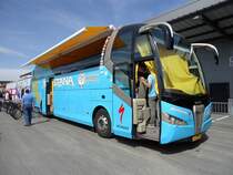 Bus de l'�quipe ASTANA Cycling photographi� au Tour de Romandie 2012