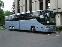 Setra 416 GT-HD de l'entreprise tch�que AD MW photographi� devant un h�tel � Gen�ve le 01.05.2012