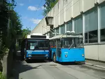 VBL Luzern (R�trobus) - Nr. 257 - NAW/R&J-Hess Trolleybus + TL Lausanne (R�trobus) -Nr. 656 - FBW/Eggli Trolleybus am 13. Mai 2012 in Lausanne, Depot Borde