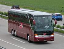 Setra 416 HDH de la maison CAR ROUGE (Groupe Eurobus) photographi� le 20.05.2012 sur l'autoroute Zurich - Berne � la hauteur de Oensingen
