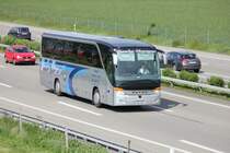 Setra 415 HD de la maison Jacky Voyages photographi sur l'autoroute Zurich - Berne le 27.05.2012