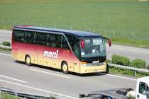 Setra 415 HD de la maison Marti Kallnach photographi le 27.05.2012 sur l'autoroute Zurich - Berne 