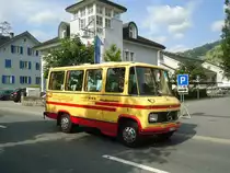 M�ller, Ennetmoos - Nr. 5/NW 24'301 - Mercedes O 309 (ex Bissig, Brunnen) am 27. Mai 2012 in Sarnen, Oldtimer in Obwalden