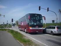Komischer Setra! Rechte Seite nur 1 Sitz und linke Seite 2 Sitze. Setra 416 HDH von Car Rouge aus der Schweiz in Mukran am 22.05.2012