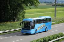 Neoplan de la maison Kchli photographi le 27.05.2012 sur l'autoroute Zurich - Berne  