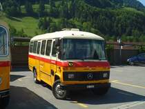 Mller, Ennetmoos - Nr. 6/NW 14'055 - Mercedes O 309 (ex Portenier, Adelboden Nr. 6; ex Geiger, Adelboden Nr. 6) am 28. Mai 2012 beim Bahnhof Reichenbach