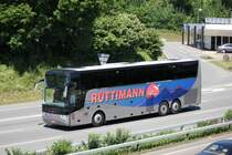van Hool TX de la maison Ruttimann photographi le 02.06.2012 sur l'autoroute  proximit de Berne
