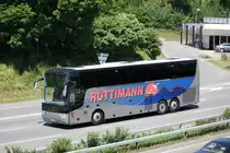 van Hool TX de la maison Ruttimann photographi� le 02.06.2012 sur l'autoroute � proximit� de Berne
