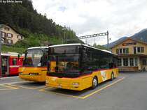 Postauto/PU Bossi GR 152 471 (MAN A66 Lion's Midi) am 29.5.2012 beim Bhf. Tiefencastel.