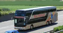 Setra 431 DT de la maison Nachbaur photographi� le 02.06.2012 sur l'autoroute � proximit� de Berne