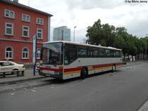 SBG KN-PM 123 (Mercedes O408) am 4.6.2012 beim Bahnhof Singen (Hohentwiel)